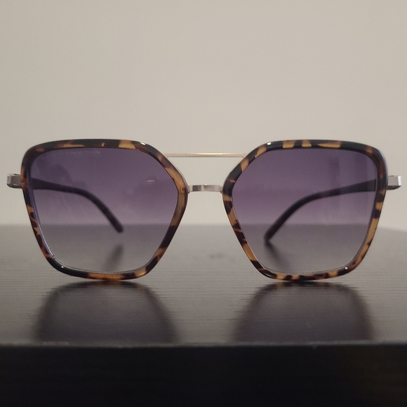 French Connection Tortise Aviator Sunglasses, retail $78 - Picture 1 of 5